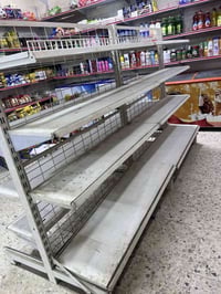 سفينه اسواق للبيع  ٠٧٧٠٠٢٤٢٥١٦ /٠٧٥٠٦٣٩٨٠١١