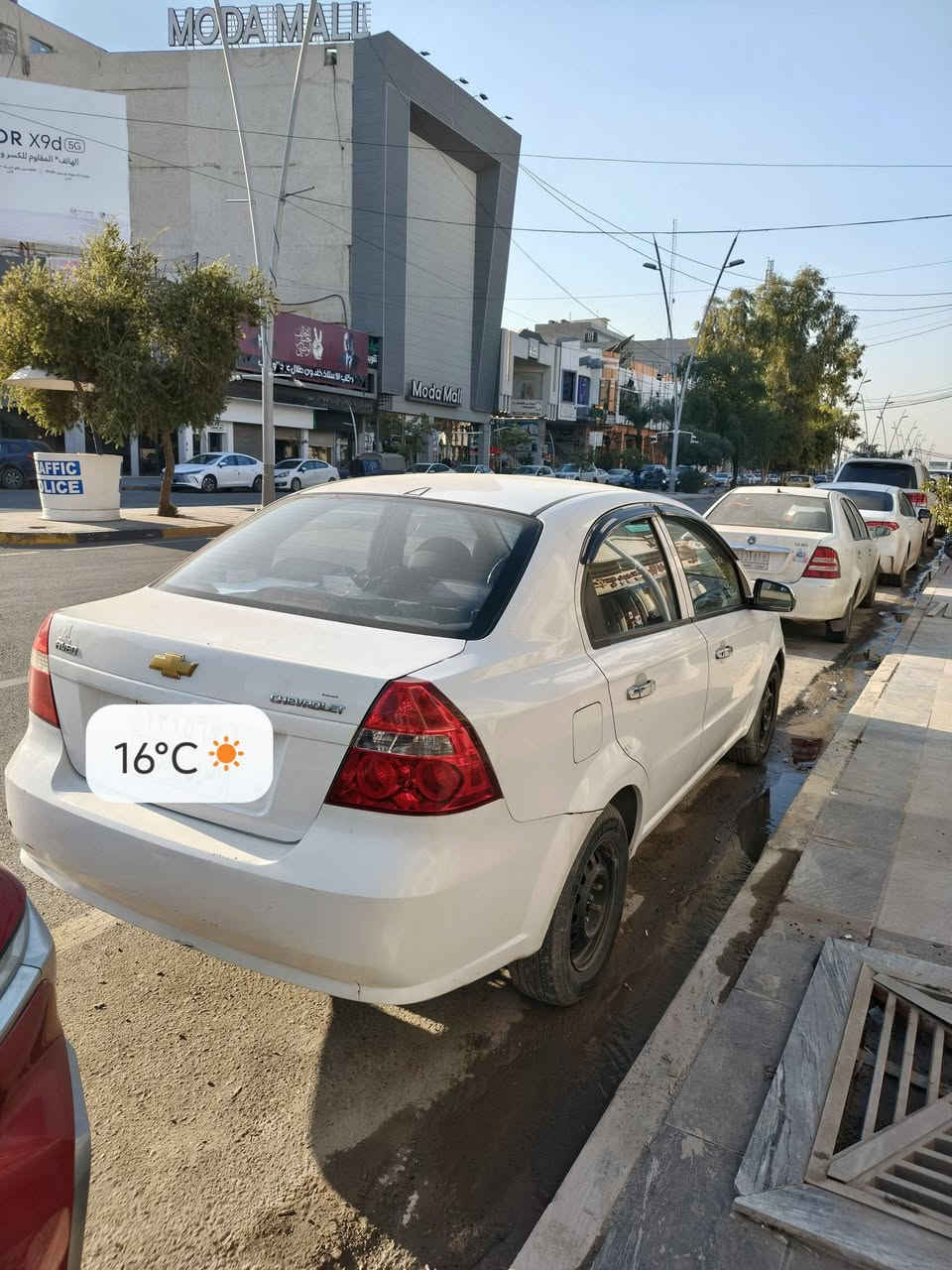 السلام عليكم
شوفرليت افيو موديل 2008

فول عادي 

وارد كوري محرك دبل كمشفت المرغوب بالسحب والتبريد 

السيارة جاهزة على اخر حبه و مال جناي ماناقصه اي شي

تبريد تدفئه شغال

كير محرك شرط تفتح البوند كلشي كاعد بمكانو

كل كهربائيات السياره شغاله من الدعامية لي الدعاميه 

داخلها ماشاء الله بالصور مبين وبالواقع احله 

السياره كاعده وما متعوبه ونصبتها مبينه 

السياره رقم اربيل ماشي بمعاملة التحويل 

تريدها باسمك احولها مباشرة من الشرعي باسمك وكلفة التحويل عليه يعني تستلم السيارة مصفاية غرامات وهزة وسنوية جديده باسمك 

السعر 70 ورقه وبيها مجال  للطيبين

للتواصل *********** واتس شغال
