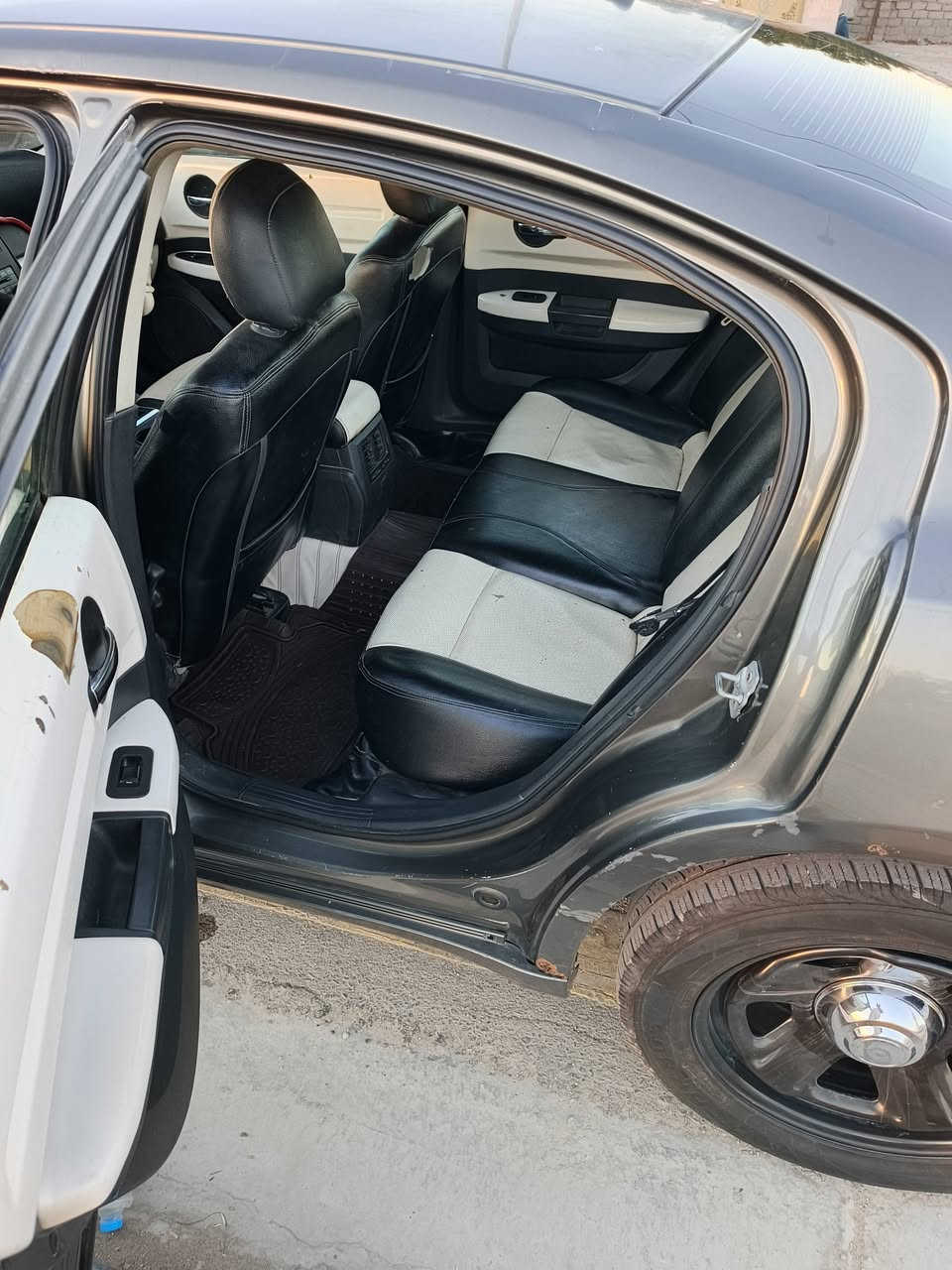 جارجر مديل 2008 محرك شرط كير شرط اكسن شرط بيدي شادهن تيريد سياره مكفوله عد بارد بجوملغ اليمن الكدام رقم سليمانية محرك 3500 وايل بليسي ماخذه ب300 دولار ترايك من بصره لربيل للستفسار *********** لسعر 100 بيه مجال لشراي
