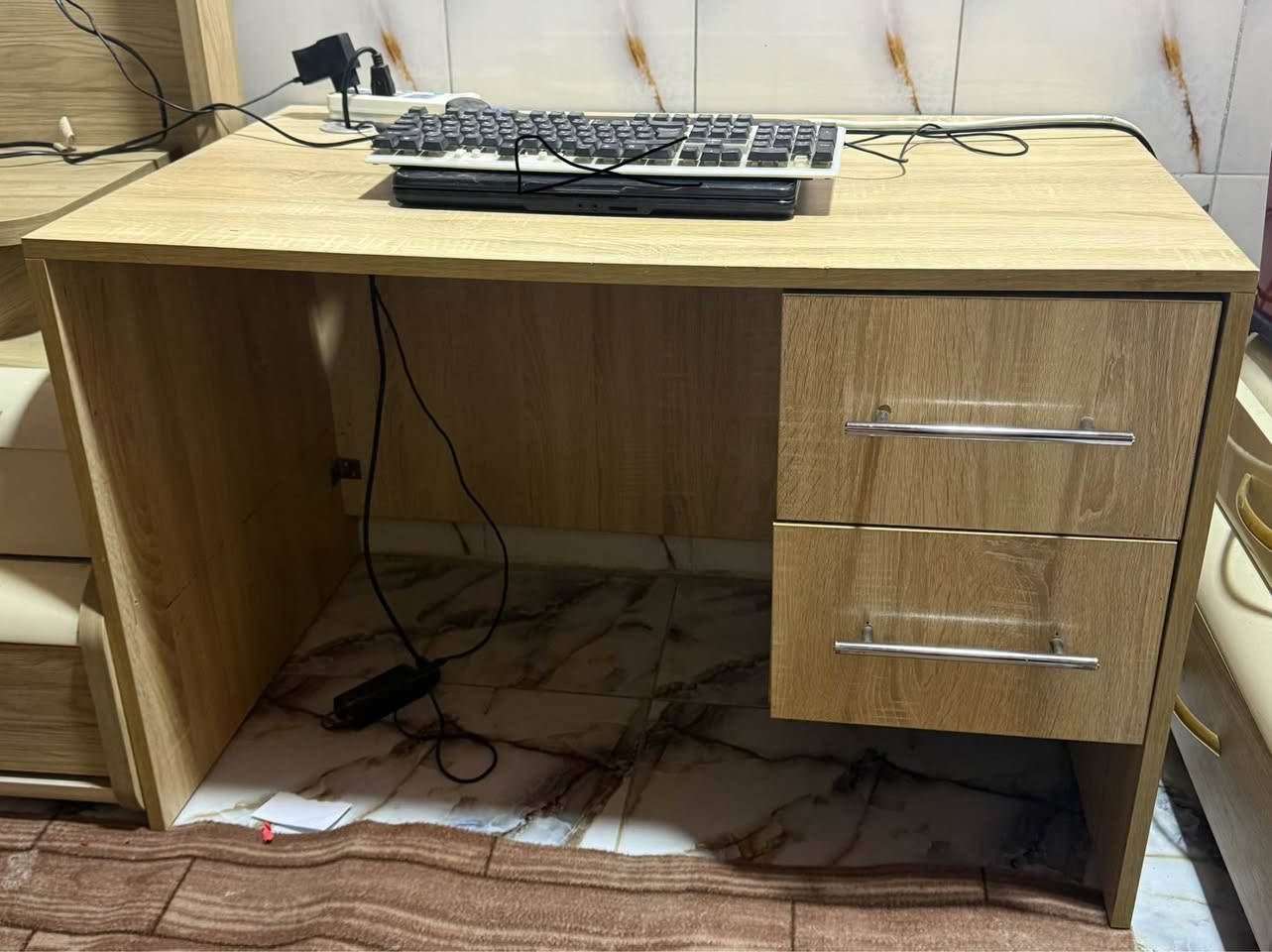 الغراض للبيع 

للاستفسار 
*********** البصرة, العراق
