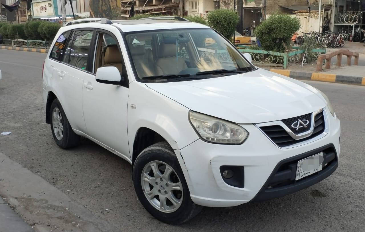 السلام عليكم
للبيع شيري  تيكو . موديل 2014 . 
رقم بغداد ألماني مشروع وطني سنوية جديدة .. 
تبريد شغال  مكينه جديدة وبإسمي .
السياره  ما ناقصها شي وحلوه ونضيفه. 
العنوان واسط /  الكوت 
***********
