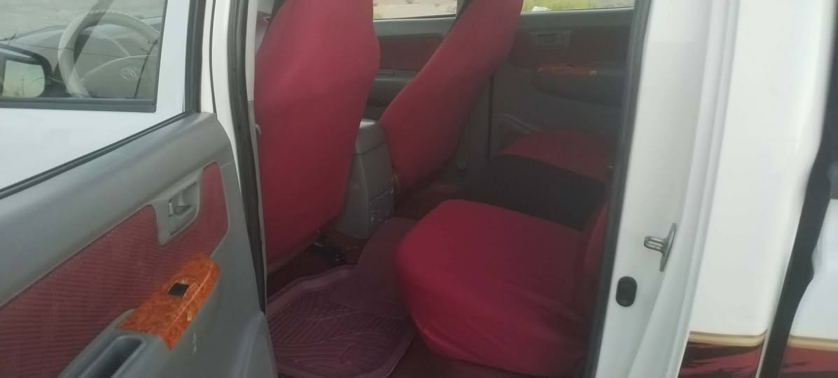 افلاونزا ٢٠١٠ اوتماتيك رقم بغداد باسمي هزه جديده ورقم انكليزي سنويه جديده بيها صبغات بسيطات جاهزه من تبريد حداديه تخم تاير دوشمه كهربائيات السعر ١٥٥ وبيه مجال المكان كوت للاستفسار***********
