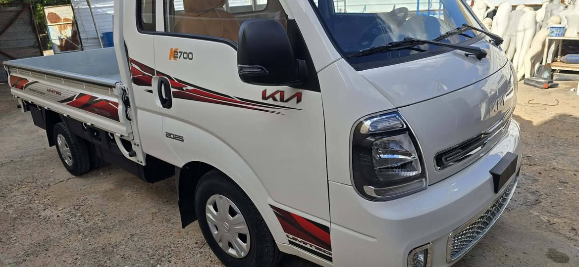 🚗 كيا قمارة / ربع البيع
📅 موديل: 2025
✨ الحالة: جديدة 
📍 المشي: 3000 كم 
🛠 فحص مؤقت
💰 السعر: 155,000 دولار 
📞 للتواصل: ***********
