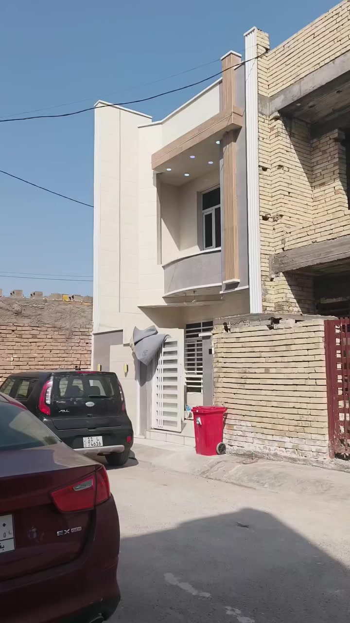 بيت للبيع 100م فرع 15 فرع هادء اخر شي بلفرع طبعن ماكدرت اصورة من جوة لئن بي عائلة البيت من الداخل جبسن بورد درجة اولا 3 غرف نوم جاهز سعرة 118 متوازي على فلوس لحك قبل لايفوتك القطار تجي وتشوف بعينك اذا ماعجبك اكو 10 بيوت بدالة اي ستفسار ***********
موقع بغداد زعفرانية حي بيت بنية النموذجية 25 أقرار محكمة.
