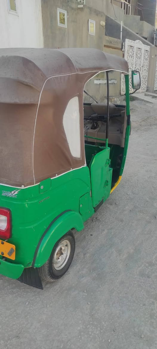 سلام عليكم تكتك البيع موديل22رقم نجف تحويل مباشر سعر 7900بيهه مجال الاتصال ***********
