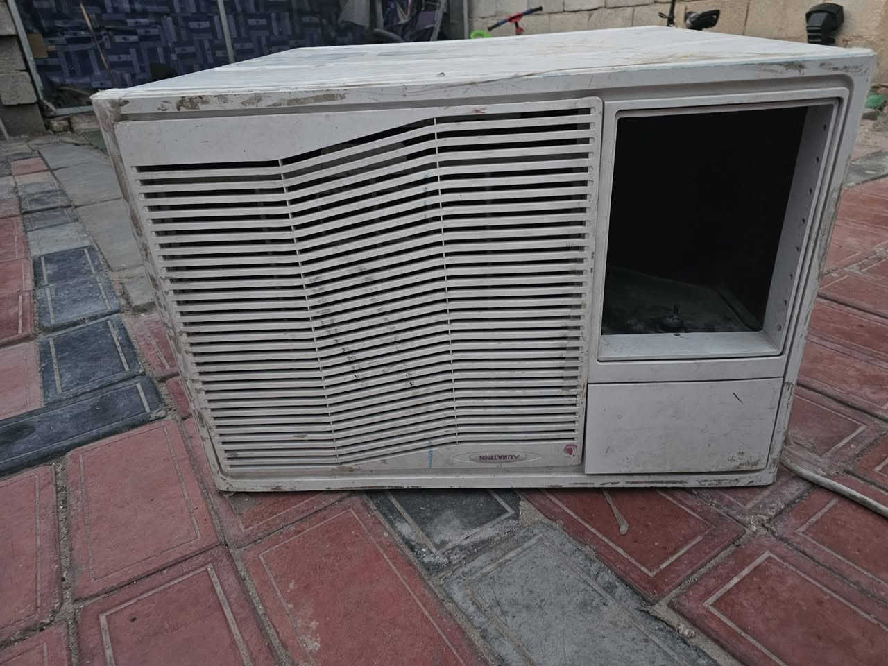 سلام عليكم ورحمت الله وبركاته سبلت طن ونص بي ليك نضيف حيل  سعره 150 مكيف شغال سعره 150 اسطاب مال دراجه نضيف سعره 25 تصال ممنوع خااص سعار مناسبه لعنوان ميسان عماره مقابيل طاقه ابو رمانه عل اربع سايدات بل دوانم سعار مذكوره كلهن ***********
