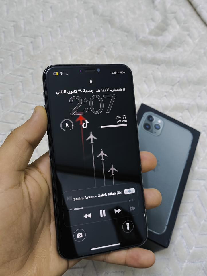 للمراوس مع بوكو F7
ايفون 11 برو ماكس نضيف كامل ملحقات مبدل شاشه وبطاريه اصليات فيس ايدي شغال نموذج M المكان كربلاء.   ***********
