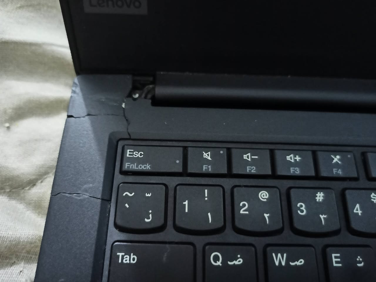 لابتوب لينوفو ثينك باد e480
cpu i5 8250u
ram 16 ddr4 2400
hard 128 ssd
GPU1 intel grapihcs 8g
GPU2 rx 550 2g
مجموع ذاكرة كروت وية شير 10 كيكا
شاشة hd 1366×768
شاحنتها تايب سي
بطارية بحالة جيدة 
للبيع ب200 الف مكاني. بغداد حرية بس بيها كسر بل كفر عل يسة وما ماثر


**إذا كنت صاحب هذا الإعلان وتريد حذفه لأي سبب، رجاءا أرسل رسالة إلى الدعم الفني**