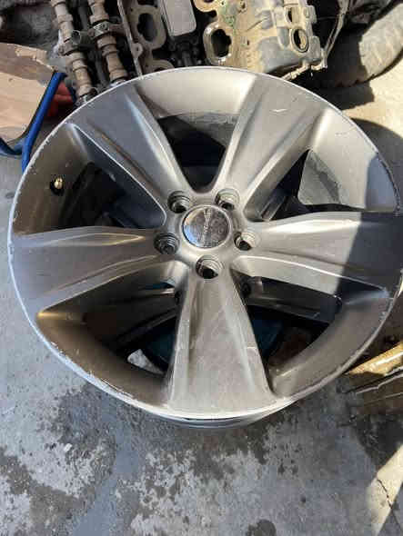 سلام عليكم ويل جارجر sxt حجم ١٨ ما بي لا فطر ولا عواج  اصلي سعره ٣٠٠ وبي مجال مكان بصره العاليه للاستفسار ***********
