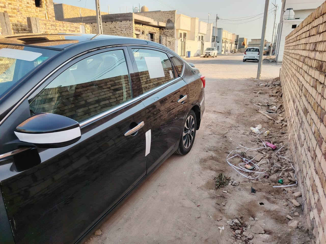 سلام عليكم للبيع نيسان سنتره موديل 2018 السعر 63 وبيهه مجال علما سياره راعيهه متوفى فول مواصفات كلهه بصمه تحكم ستيرن حساسات امامي وخلفي رادار شاشه كامره بلاد 3 انضمه قياده هواي بيهه مواصفات سياره جديده بيهه 3 قطع فقط بدون دواخل محرك 1800 محرك وكير كارتون حداديه أماميه وخلفيه جديده كهربائيات كلها شغاله تبريد شغال ثلج مكان سياره ديوانيه ***********
