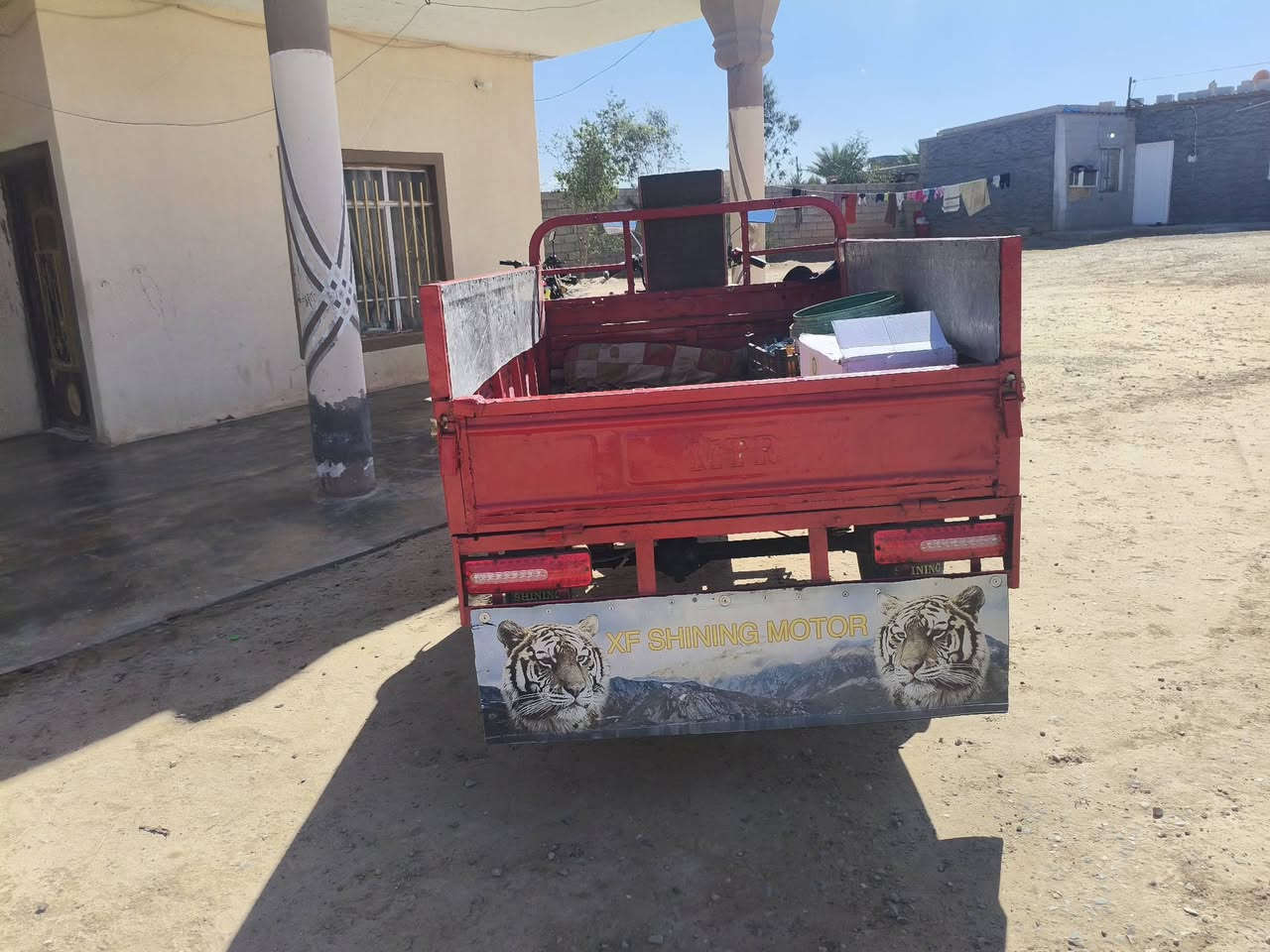 سلام عليكم ستوته البيع موديل الفين و 9 مكينه الفين و 25 اي خياس مابيه سوته خير من الله السعر 790 و بيه مجال بصيط هاذ ارقم ***********
