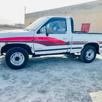 نيسان ٩٣ • محرك وكير مكفول • مكاني سماوى