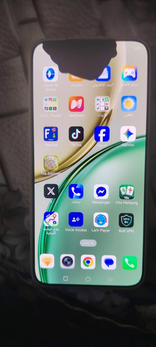 للبيعHONOR X9dوكع وصار بي سواد بل شاشه شويه يشتغل طبيعي مابي اي مشكله ذاكره 256 رام 12 مستخدم شهر واحد كامل ملحقات
الشراي يجي خاص ***********
