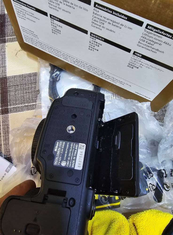 بدي 850 للبيع نضيف كلش فقط ضربه بشاشه فطر. مماثر ابد لمس شغال إلا لوان نفسه مكاني نجف *********** بي واتساب
