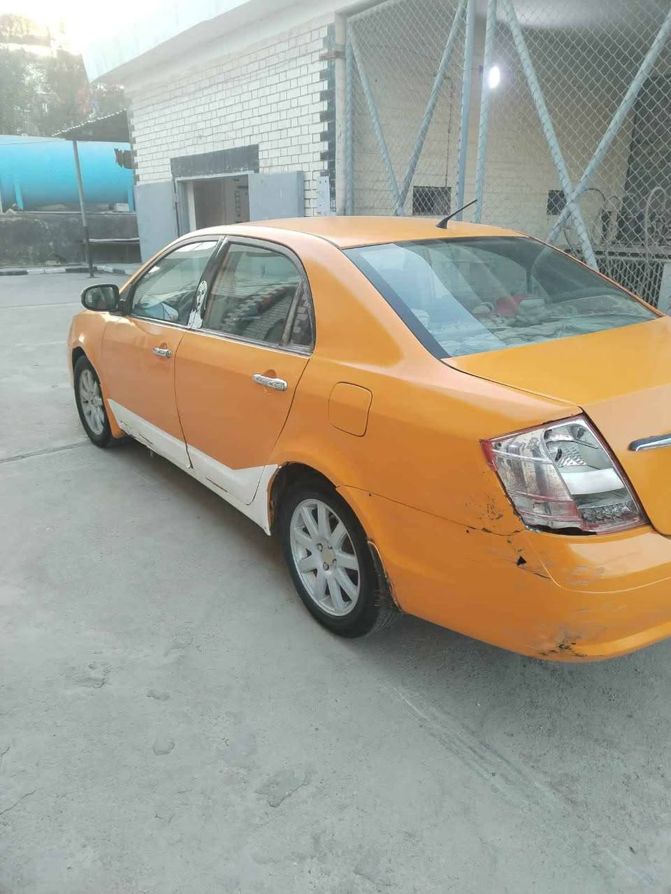 جيلي موبل مديل ٢٠١٣سنويه منتهيه ٢٠٢٤ مكينه كورله بيها تبخير كير مابي شي مصبوغه عام بيها ضربه بلمدكر الوره للبيع السعر ٢٠وبيها مجال للشراي رقم بصره الماني راعيها بلزبير ***********هذا رقمي البصرة, العراق
