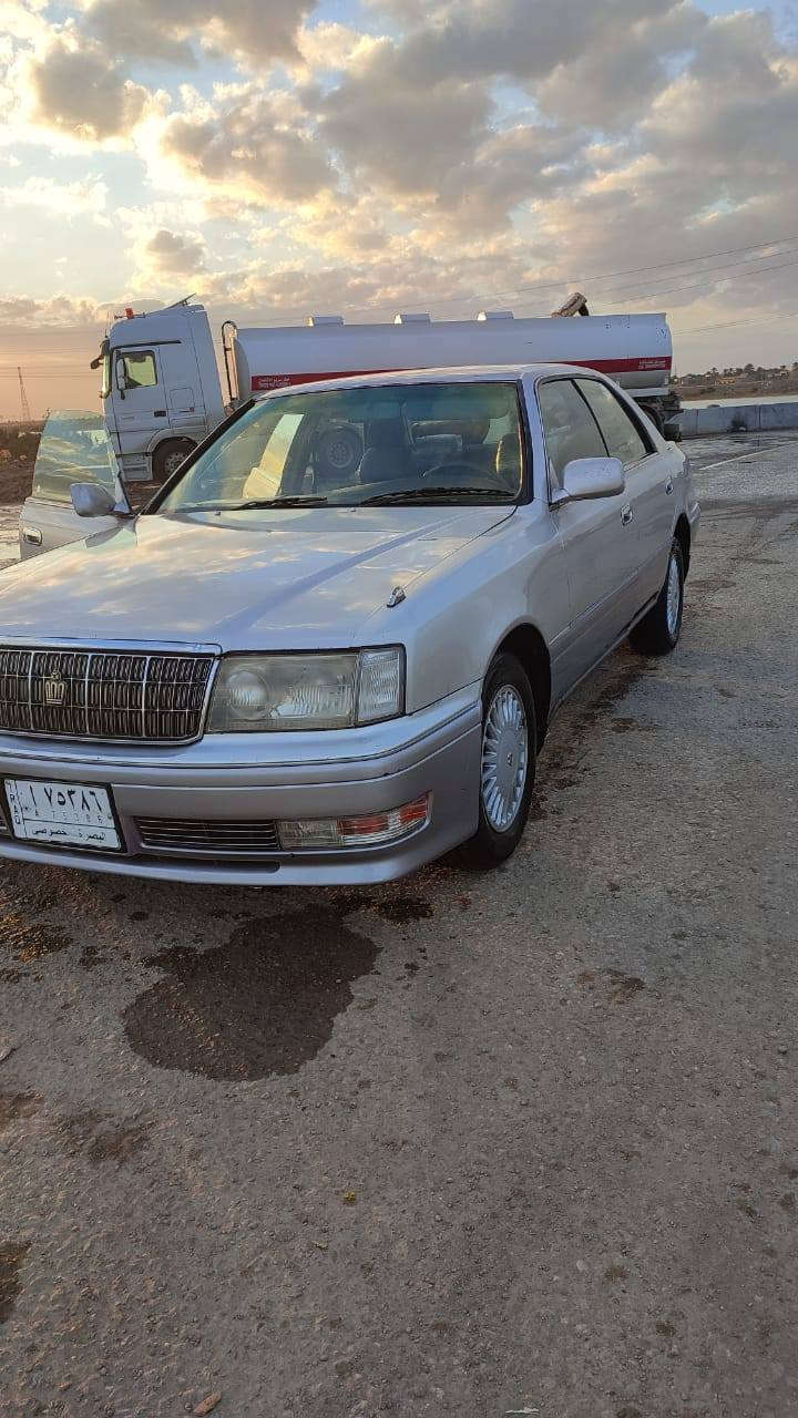 تويوتا كراون رويال مكفول ضربه كص نقل جثه فقط رقم بصره تحويل مباشر سنويه 27 مشروع وطني مكينه وكير جدد تبريد حدادي طخم تاير كله جديد جاهزه من كلشي مكاني البصره السعر ٦٨ رقم الهاتف ***********
