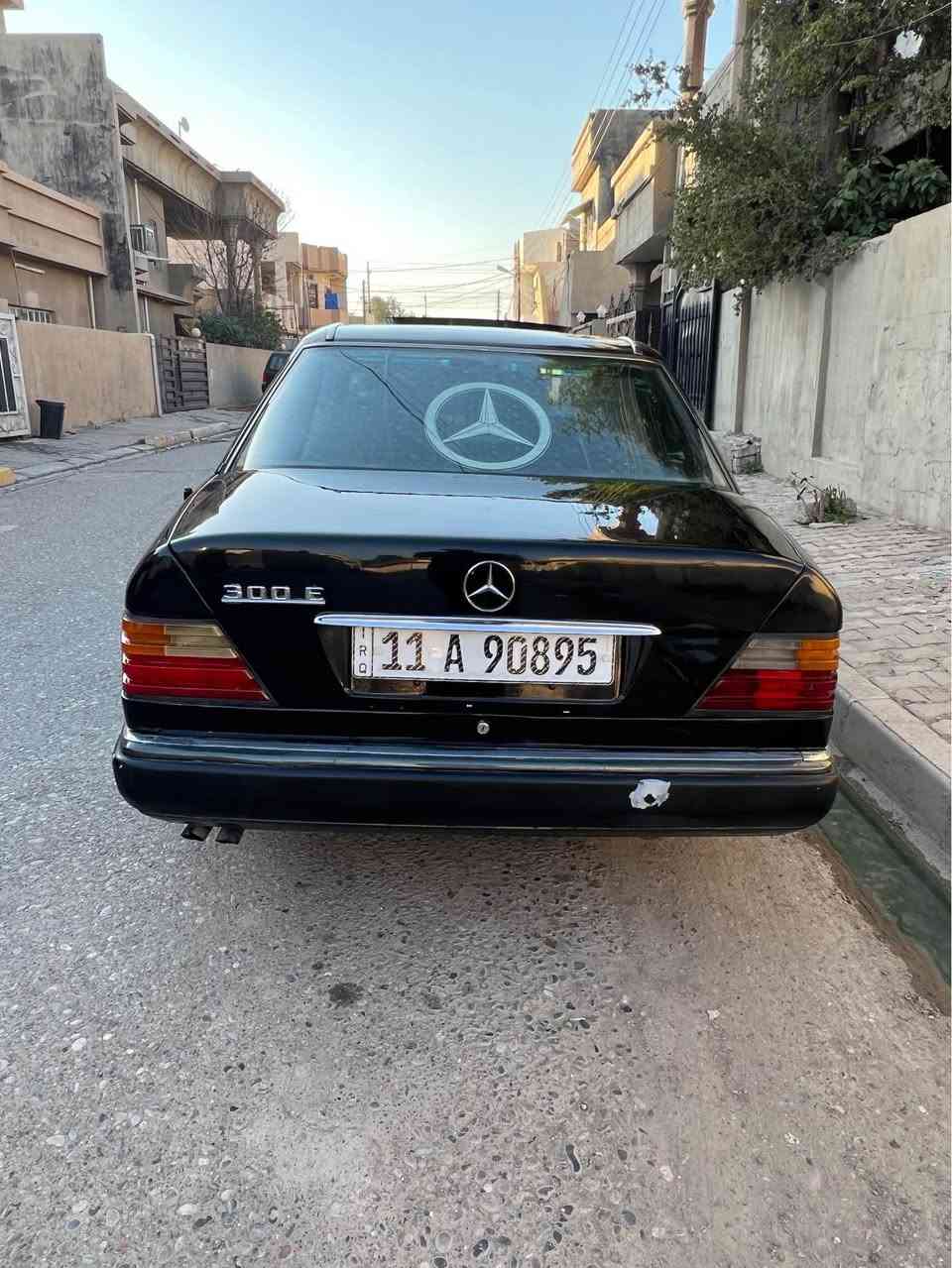 مرسيدس 1991 سنويه جديده بطاقة بانزين اوتو ماتيك 
محرك 3000 تبريد مكان السيارة كركوك
*********** Singapore
