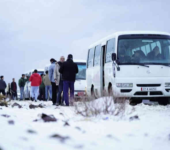 العرض  الاول في العراق اضمن رحلتك ويانه فقط 
#اربيل_دهوك   #وي #علي الخليجي😍
  عرض خاص #براس_السنة
  #با19 الف فقط 🤩
0787 077 0003
🟢 ...... اربيل+دهوك  ..…. 🟢 
🔸️🔹️🔸️🔹️🔸️🔹️🔸️🔹️🔸️🔹️🔸️🔹️
✈️ موعد الرحلة الثلاثاء  ليلا 23/12 
❄️ـــــــــــ❤️ــــ🟩ـــ🌟🌟ـــ🟩ــــ❤️ــــــــــــ❄️

🏤 فنادقنا 4/3 نجوم حقيقيه موتيلات غرف وشقق فندقيه .....
🔛#جميع_البرامج_تشمل 🔛
🟡الســكن بفنادق  VIP 🏤
🟢 وجـبة أفطار اوبن بوفيه مفتوح يوميا🍱
🔵مسابقات وهدايا قيمة من قبل الشركة🎁
🔴  تجمع دخوليات اليوم الثاني المصايف اربيل فقط 10 الالف  عند الحجز بالشركة ...
‏‎❄️ـــــــــــ❤️ــــ🟩ـــ🌟🌟ـــ🟩ــــ❤️ــــــــ❄️
#الاطفال مجانا لغاية 5 سنوات ..🙈
ولغاية 9 سنوات نصف المبلغ فقط مقعد باص وبدون سرير ..🙊

..................................................................................................................................................🚌 
 #ملاحظه بالإمكان الحجز عن طريق الزين كاش وماستر كارد 

➖️➖️➖️➖️➖️➖️➖️➖️➖️➖️➖️➖️➖️➖️
يوجد حجز انطلاق للمحافظات ادارة رحلات المحافظات
0787 077 0003
كربلاء 
بغداد 
نجف 
ديوانيه 
📍يمكنكم زيارة موقع الشركة 
الحلة حي الحسين الشارع المقابل لمدينة حمورابي 
(شركة واحة البجعة للسفر والسياحة ) 
*********** واتساب + اتصال 
***********📞  واتساب + اتصال جوال 
*********** اداره الرحلات بابل وكل الفروع 
*********** 

  ➖️➖️➖️➖️➖️➖️➖️➖️➖️➖️➖️➖️➖️➖️➖️
