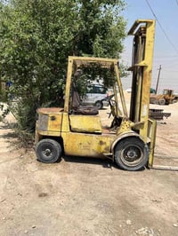 رافعه اللبيع ب ٣٥ ورقه مكان صويره  07716249394