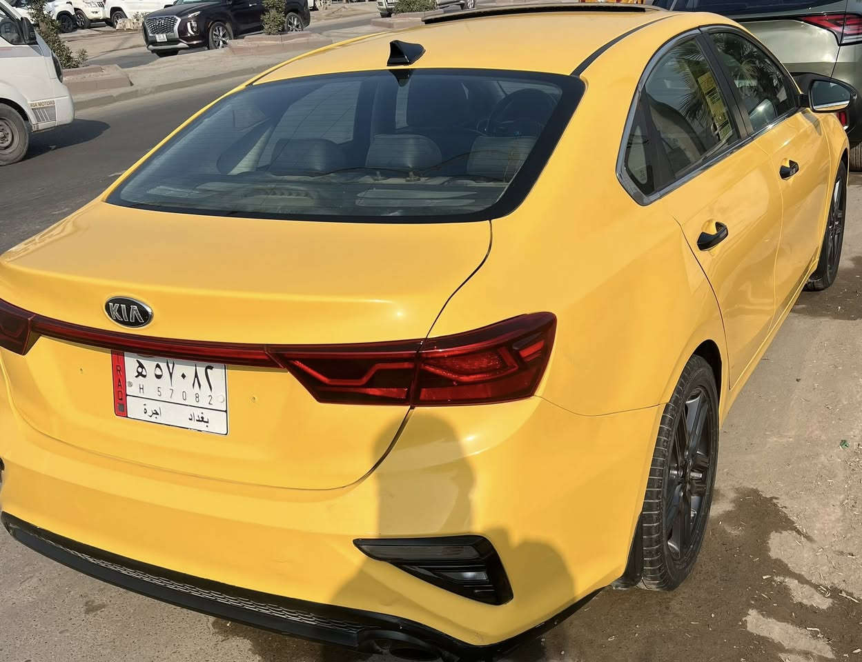 كيا فورتي بسمي جيتي للين فول الفول موديل 21 تبريد خلفي عنوان بغداد حادث مثل ما موضح بالصورة سعر 142 //////////***********
