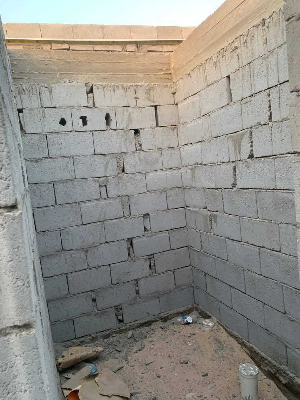 سلام عليكم
هيكل وقف سني ابو الخصيب ابو كوصره شارع الرحمان للبيع شغل درجه اوله واصل للرباط أو مصبوب الرباط أو بي بلوك يوصل للسكف مجاري كامله أو عالي عن الشارع 5×20 100 متر السعر 20 أو بي مجال للستفساره ***********
