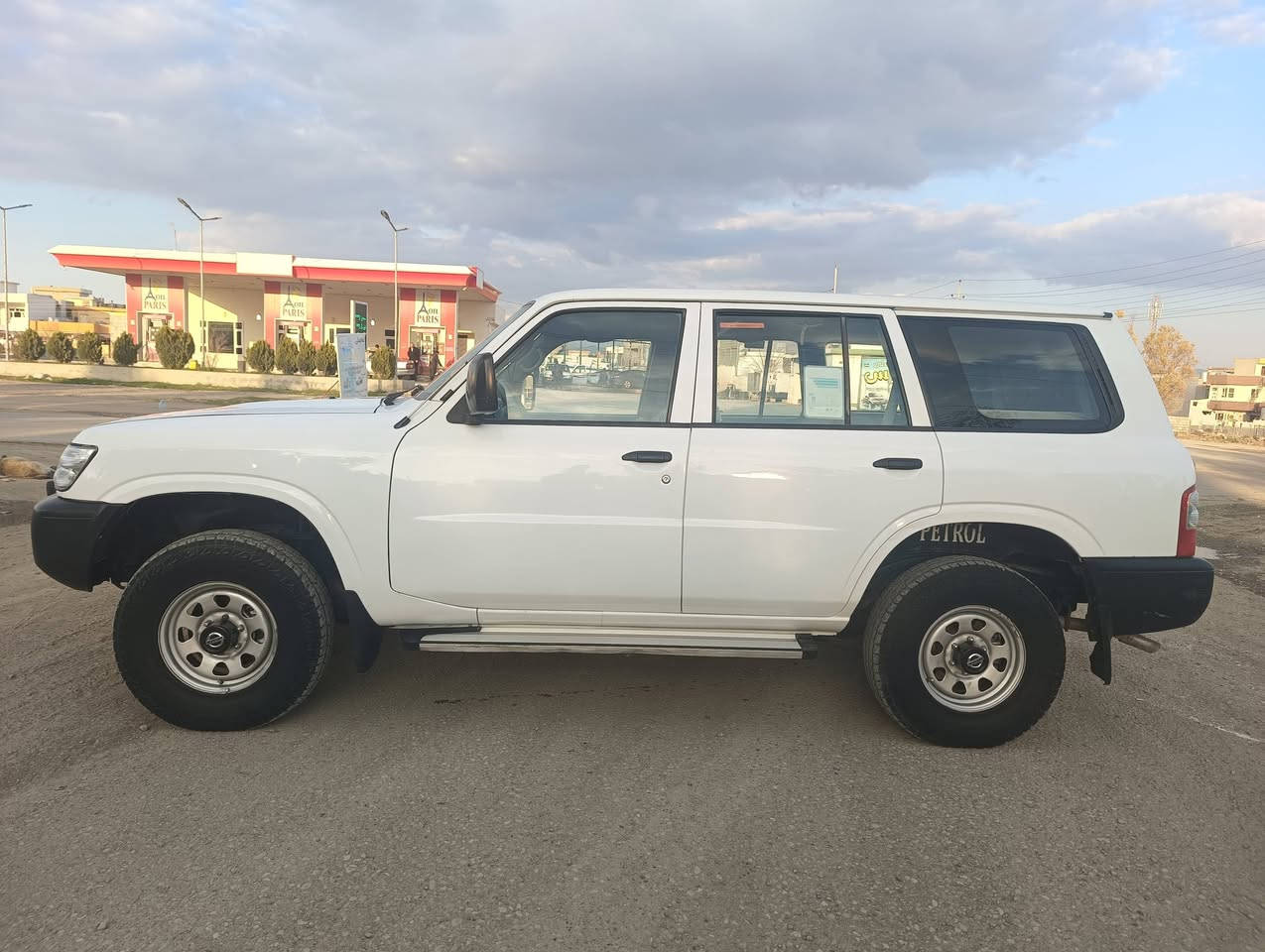 ***********پاتڕۆڵ مۆدێل 2001موحەسەن گێڕومەکینەوئەکسل و دەبڵ ئەکسلی بەشەرت بێ دەعم و لێدراوی پێشی نەتەقیوە سەنەوی تا2030تازەیە تەحویل و غەرامەوبڕاوە بەشەرت ناوی لەحاسیبە نیە بەشەرتی هەموو ئێراق سعری 93گڵاو یەک تۆزێک مەجال ***********ناونیشان چەمچەماڵ
