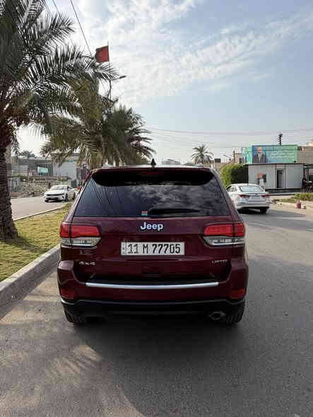 السلام عليكم  … جيب لمتد  موديل 2022 فول مواصفات السياره حادثها جاملغ وبنيد حادث كلش حلو مو قوي  صبغ فقط قطعتين سيارا كلش جديده ومتصرف عليها دينار مكان السياره السيديه   السعر 27800$وبيها مجال لشراي لتوضيح سيارا موديل 2022. الاستفسار ***********
