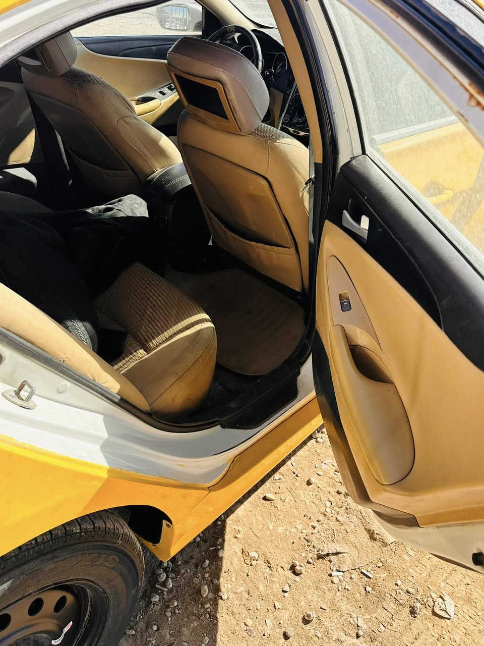 سلام عليكم سوناته مديل 2011 خليجي الشركه العامه داخل بيجي مكينه 2400 دوش سياره مكينه كير حداديه تبريد جاهزه 
خط وبحث مصفره سياره عايزه صبغه فقط الستفسار التصال *********** مكان بابل الشوملي
