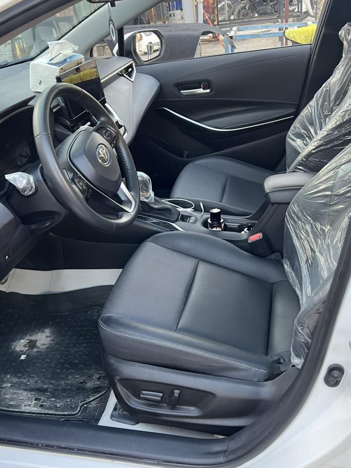 كورلا هايبرد مديل 2025 
#كرسي_كهرباء 
كشنات جلد 
فول الفول 
مدوشمة ارضية وصندك 
ماشية 15 الف 
مكفولة كفالة عامة 
سعرهة 160 
مكاني بغداد 
***********
