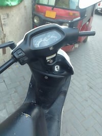 دراجه سبيسي نضيفه نكره سلف هندر كهربائيات شغاله قفل صندوك قفل ستيرن مك...