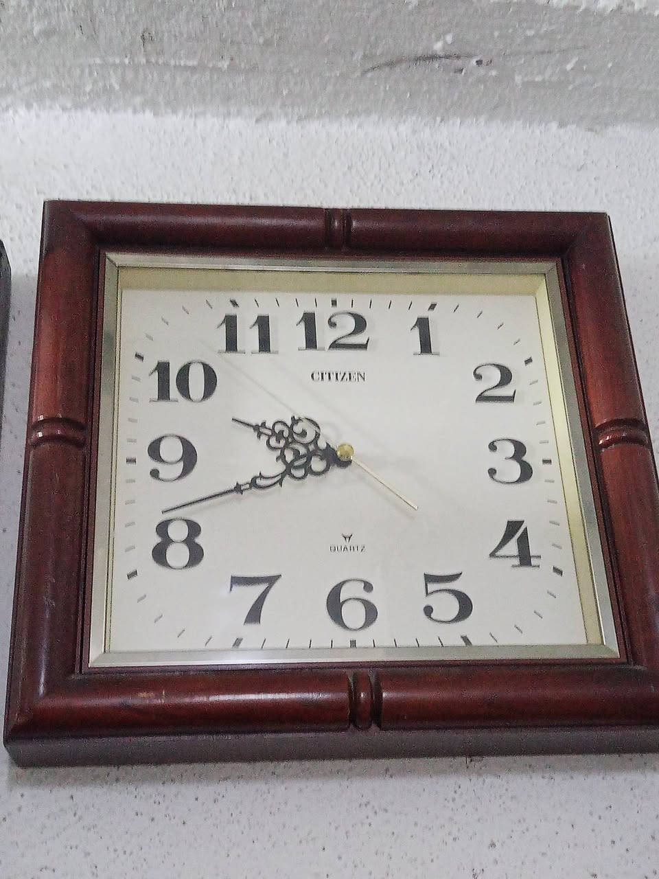 كل عام وأنتم بخير
عرض العيد:
3 ساعات يابانية جدارية...ستيزن ورايذم ودايلي...
ماكنة اصلية 
شغل منتظم
إطار خشب
صناعة متينة ومعروفة ..صناعة الثمانينات
استخدام محدد ونظافة عالية.
السعر لثلاث قطع 100 الف مع التوصيل لكافة المحافظات ومكاني الموصل 
تحياتي للطيبين.


**إذا كنت صاحب هذا الإعلان وتريد حذفه لأي سبب، رجاءا أرسل رسالة إلى الدعم الفني**