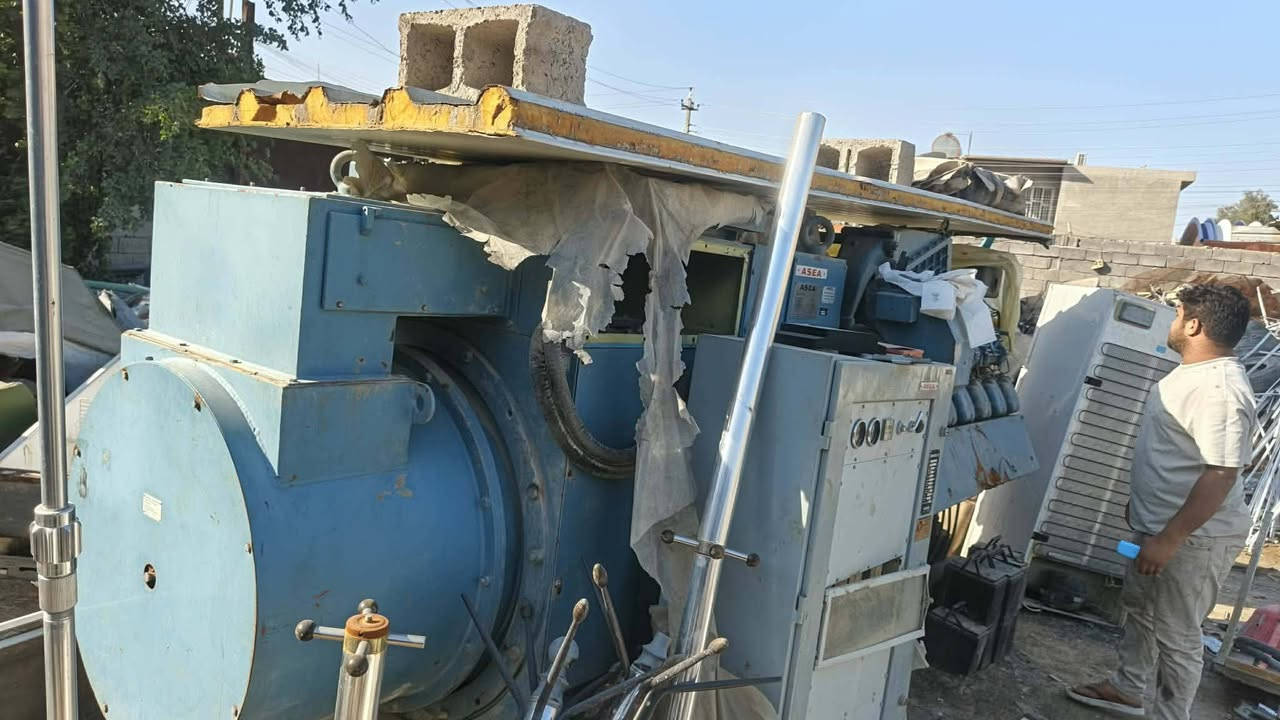 السلام عليكم مولده للبيع دويز حديث ١٢ سلندر  شغاله مكان بغداد المعامل الحسينيه ***********
