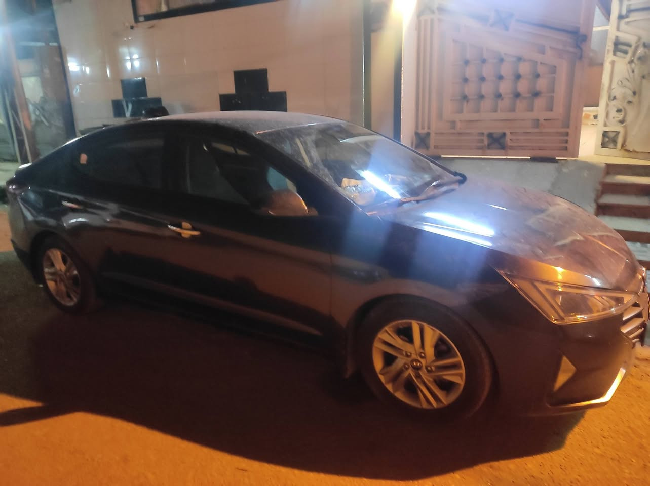 النترا موديل 20 وارد امريكي حادثها دعاميه وبدنه وبارد بالباب الخلفي بيها خيط تبخير  رقم قادسيه معوقين نص فول محرك الفين ويل كب تخم تاير جديد مكان السيارة ميسان العمارة السعر 100 قفل الرقم ***********
