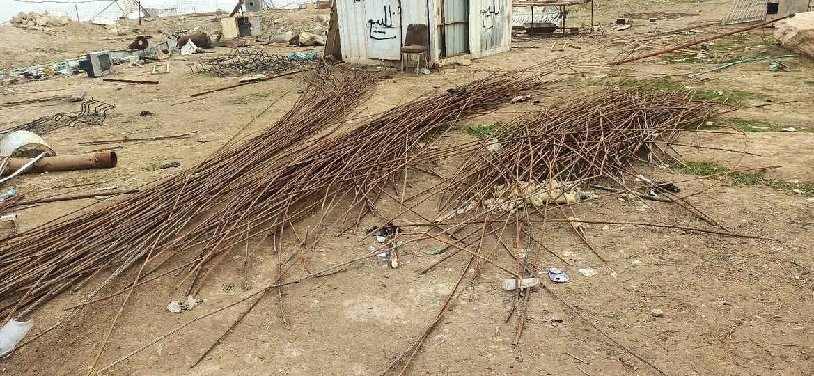 متوفر حديد 12متر 6 متر 4متر  العنوان ناحية الشورة قرية النعناعة قرب مول العيسى للتواصل ***********
