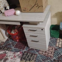 غراض مستعملة للبيع كلش نضيفة المكان بغداد الكرخ الأولى للاستفسار اتصل ...