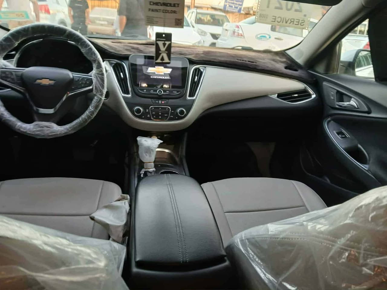 سلام عليكم للبيع او مراوسه موديل2021 قطعتين صبغ
سعر130بي مجال
***********
 ***********

