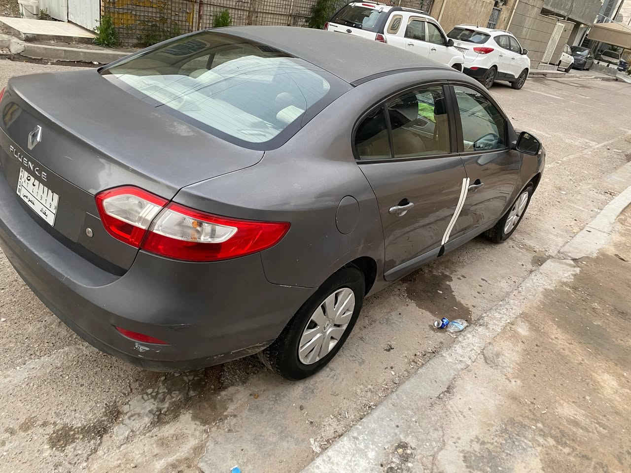 السلام عليكم شباب
رينو فلونس موديل 2016

رقمها حلو مميز 

بيها صبغ فقط جاملغ خلفي

السياره حلوة كلش

بيها جراد بسيط 

مكينه كير جدد

تبريد نقص غاز فقط

وينرادلها ترتيب بلصدر بسيط

السياره جاهزه شغل واطلع وين تريد

كلش حلوة

السعر 68 وبيها مجال

او مراوس بسياره اقل

مكاني بغداد حي العامل

للاستفسار الاتصال على الرقم

 ***********
