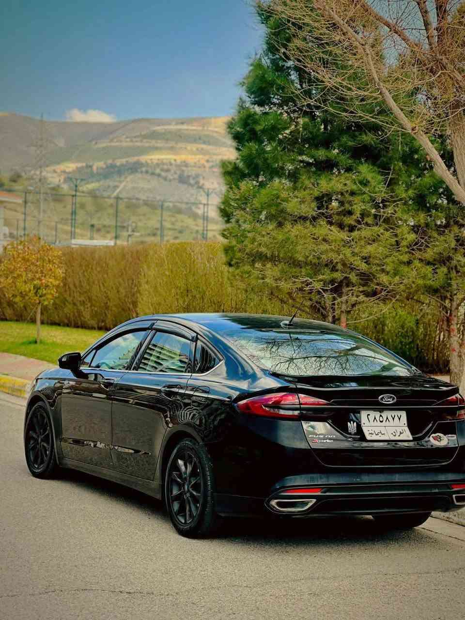 فۆد ڤیوژن  2017 مواسەفات se plus ++
مةكينةي مرغوب ٢.٥ 
نموونةي جواني وپاكي 
بوني شةريكةي ليت
نموونة لة جواني  پاكي و بي مةسرةفي
واتە  بیلاد سێ شاشە ، کوشن هیتەر ،ئاوێنە هیتەر. ،ئاوێنە ژێر لید‎
تەبرید لەمس ،تەبرد مەرکەزی ، کۆدی دەرگا ،لید بەگلاید ، کامێرا ،سوکان ڤۆلیۆم ، برێک کارەبای ، تحدید سرعە ، چوار جام ئۆتۆ ،ئاوێنە کارەبای ، دەعامی دواوەی کراوە بە تیتانیۆم  
پێشو دوا تەبرید و ساردیو گەرمی بە شەرت  
گێڕوو مەکینە بە شەرت بڕخوی نەکراوەتەوە سەوتوو بوخاری نییە 
چوار تایەی تایوانی تازەی لە ژێرە
شەمسی جامەکانی بۆ دانراوە لەگەڵ سکۆبی جامەکان
تازە ڕۆن و هایدرۆلیکی گۆڕاوە 
تازە پێشو دوام داگرتوە تەقەو ڕەقەی تیا نیە 
مەسرەفێکی زۆر باش لە پێشوو دوایا کراوە 

 

٢٥٠ دینار مەسرەفی تیا نیە هەمووی بە شەرت 
سەیارەکە ماڵی دۆستە وەکوو کلین داغڵ بوە
تەنها بستێکی بۆنیتی پەڵەیەک کارتی هەیە 
ئێرباگ بە شەرت هیچی نەتەقیوە هەمووی بیلادە

  
***********
