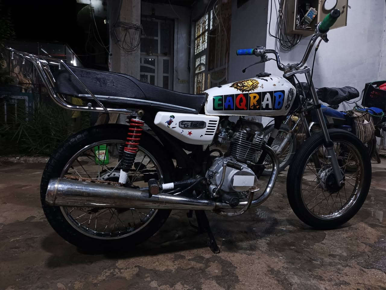 السلام عليكم ورحمة الله وبركاته على بركه الله بدون كسران بحلال غيرك رجائا
يتوفر للبيع دراجه نامه 
مكينه جديدة لاتبخير ولا تنقيص
دبلات جدد
تايرات جدد
وياله جدد
اوراق اصولي شرط بليته ورقم شاصي

مكاني بابل محاويل 
*********** واتساب

سعر 425 وبيها مجال واني بخدمتكم
