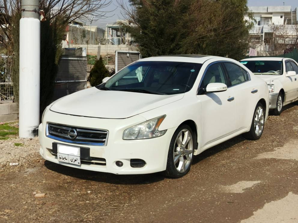 nissan Maxima 2012
نیسان ماکسیما ٢٠١٢ بۆفرۆشتن
سەیارەکە زۆر پاک جوانە
توند و تۆڵە بێ تەقە و ڕەقەیە 
٥ پارچەی بۆیاخ بێ ناووگرتن 
مواسەفات فوولە 
بۆ نرخ پەیوەندی بەم ژمارەیەوە بکەن 

0750 109 6166
0770 146 0812 السليمانية, العراق
