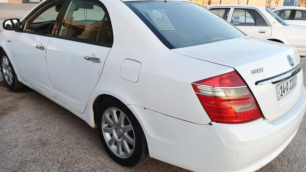 مكلف بالنشر هذا راعيها👈 علاء محسن بليل  موديل 2012 سنويه 2027 سيارة گير عادي تبريد ثلج جاهزه كفاله عامه بس صبغ هلالات خلفيه المكان ((الشطرة)) السعر 48 وبيها مجال شرط التحويل..
***********
