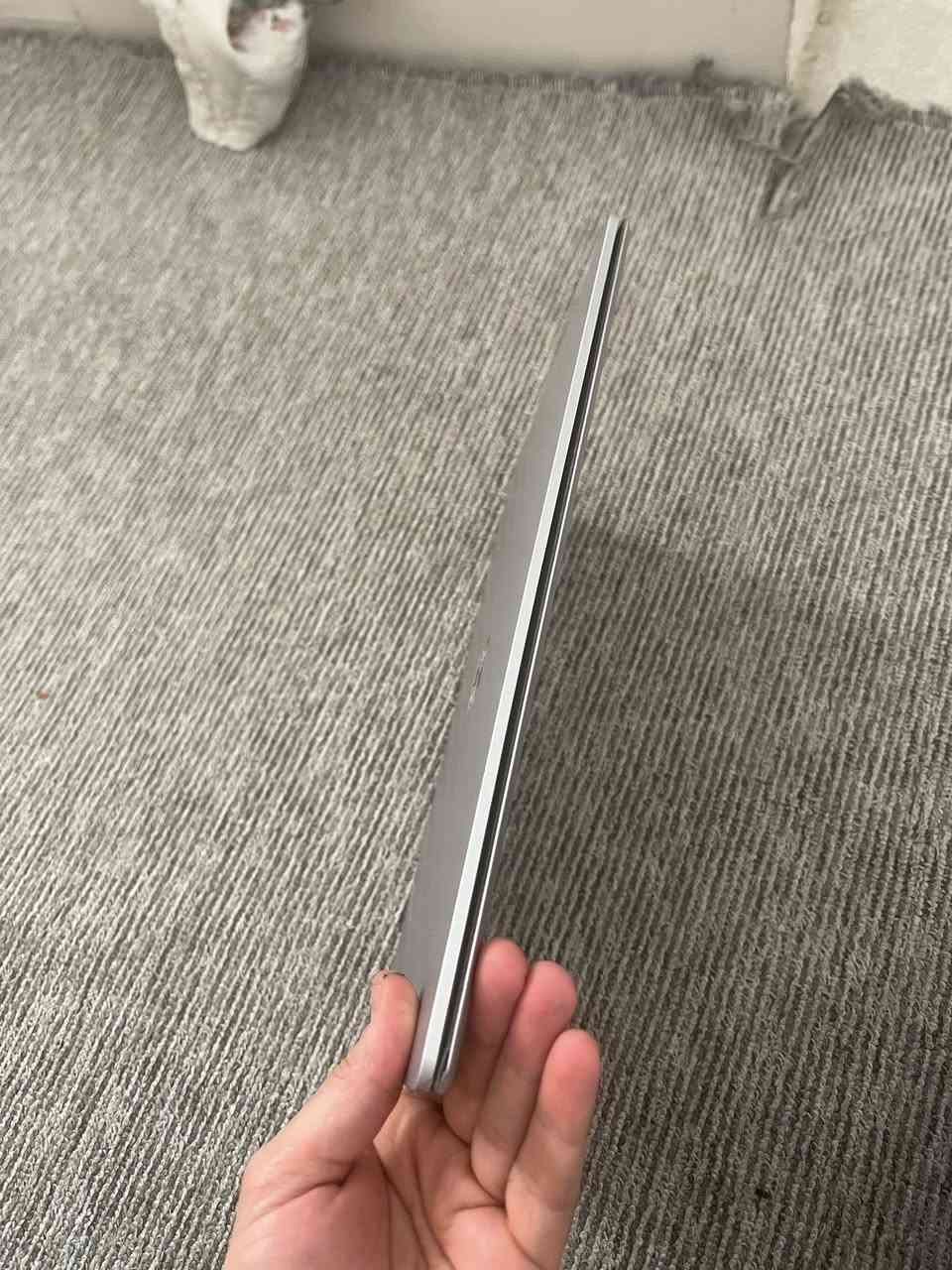 السلام عليكم 
بيع فقط  لابتوب مال نخبه 🛑
معدني كامل مو بلاستيك لابتوب رجال أعمال 
Surface laptop 3 13.5 انج لمس 2k
Core  i5 جيل عاشر 
Ram 8 Gb 3777mhz
128  NMVE SSD   ٥ مرات اسرع من اس اس دي  قابل للزياده 
Intel iris plus 
بطارية طوليه لحد ٨ ساعات
السعر 390  الف بيع فقط
راقي جدا


**إذا كنت صاحب هذا الإعلان وتريد حذفه لأي سبب، رجاءا أرسل رسالة إلى الدعم الفني**