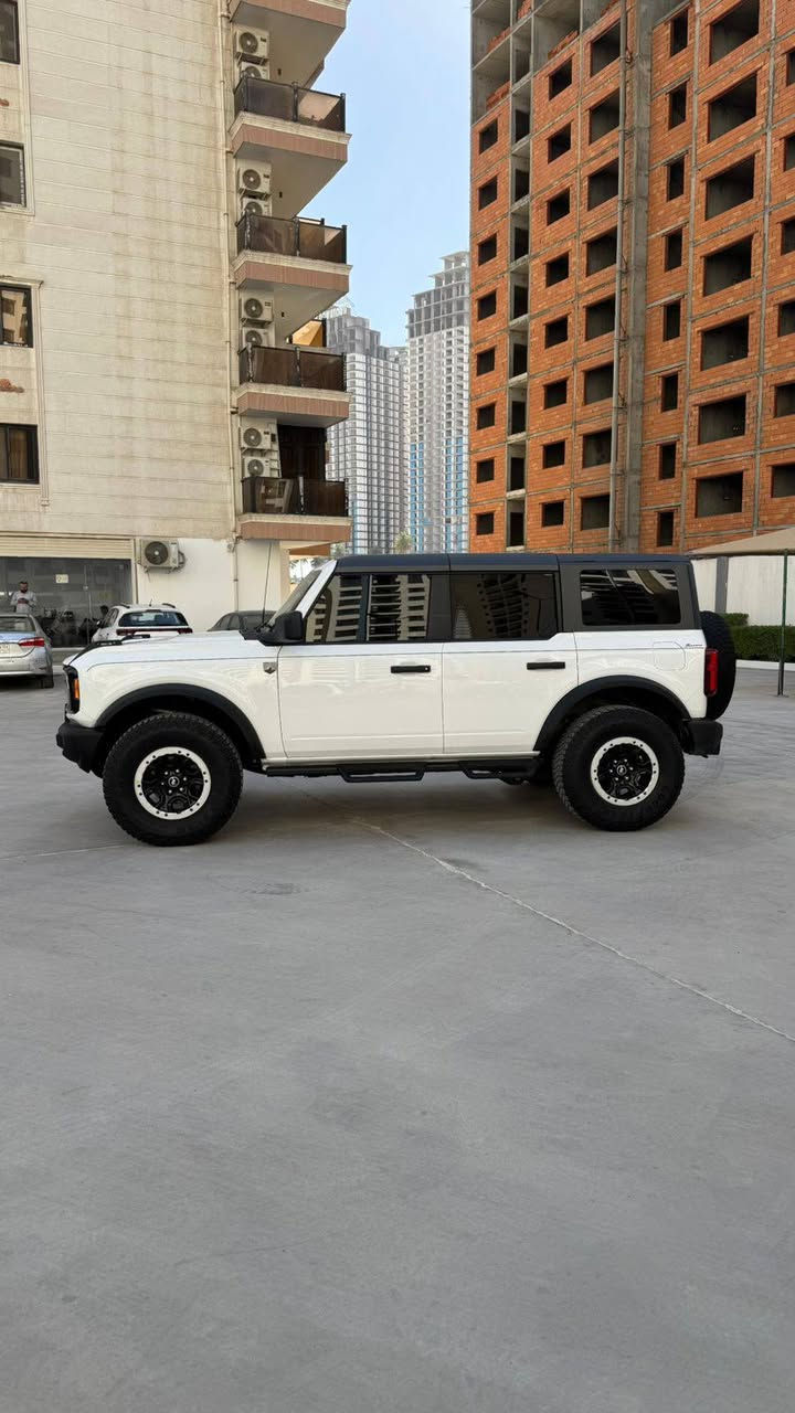 للبيع بسعر مناسب 
فورد برنكو موديل 24 اخت الزيرو ماشيه 1600وارد امريكي مكينه 4 سلندر تيربو فووول داخل جلد بلادي شاشه كبيره تحكمات ستيرن هيتر كشنات رادار امامي وجانبي تحديد مسار قماره فايبر تاير وويل اصلي حتى ارضيات السياره كله اصليه السياره محرك كير صدر وكاله زيرو رقم وهزه وسنويه كله جديد وبسمي باج تضليل بالسنويه جديد السياره بيه قطع صبغ من الخارج فقط اي استفسار اتصال ع رقم او واتس مكان السياره بغداد  الكرخ اتصال *********** بغداد, العراق
