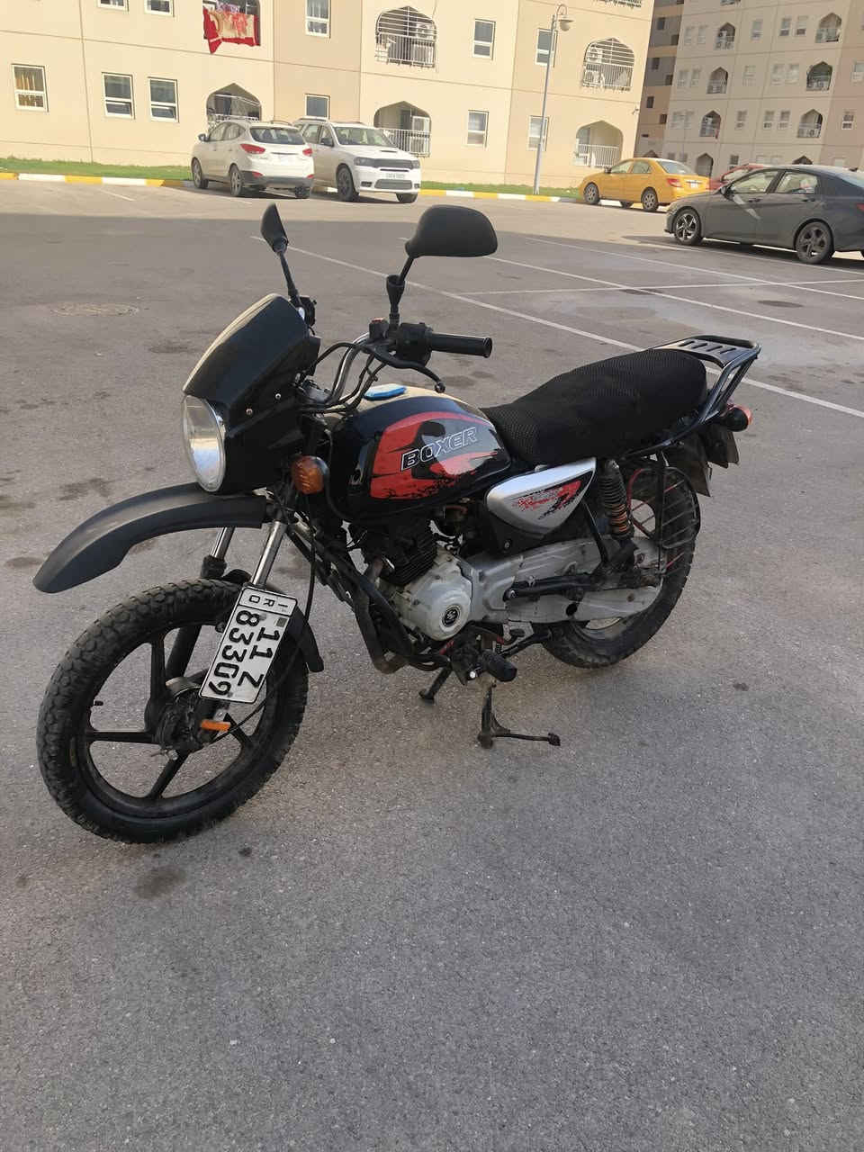 سلام عليكم بوكسر لبيع مديل 2021 مرقم بغداد بسمي تحولي ثاني يوم دارجه نضيفه جبلي كامله  سعر 1700 وبيه مجال لطيبين بكاني بغداد بسمايه رقمي ***********
