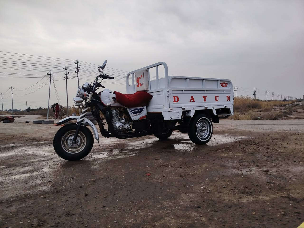 سلام عليكم ورحمة الله
مكلف بل نشر 
ستوته دايون موديل 2020 أوراق
اكسن جمره وياله جمره
تواير ابو خطه بعدهن بل جيس
كامله من كلشي
ستوته حلوه ونضيفه حيل مال جناي
السعر خاص  هاذا رقم راعيهه 👇
***********
