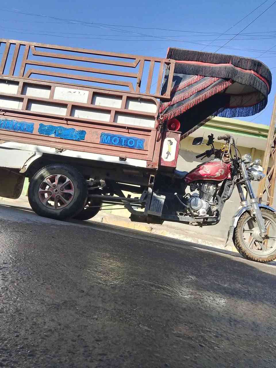 ستوته للبيع جاهزه موديل 2019 محرك جديد ما صار شي من شديتو السعر 1100 وبيه مجال للشراي مكاني رجم حديد للتواصل علا هاذا الرقم ***********
