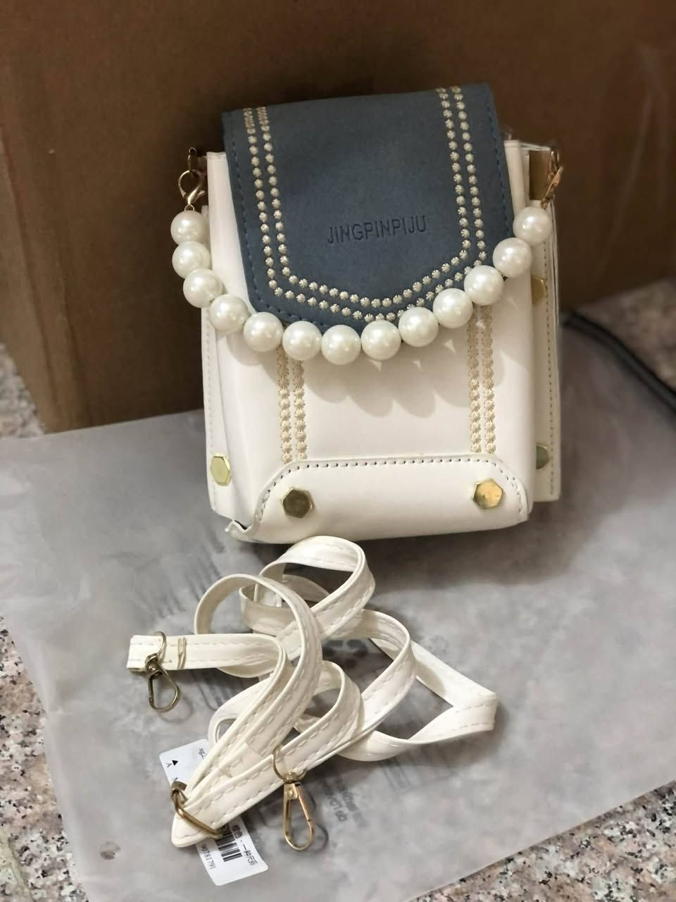 بنات تصفية ثنين ب5


**إذا كنت صاحب هذا الإعلان وتريد حذفه لأي سبب، رجاءا أرسل رسالة إلى الدعم الفني**