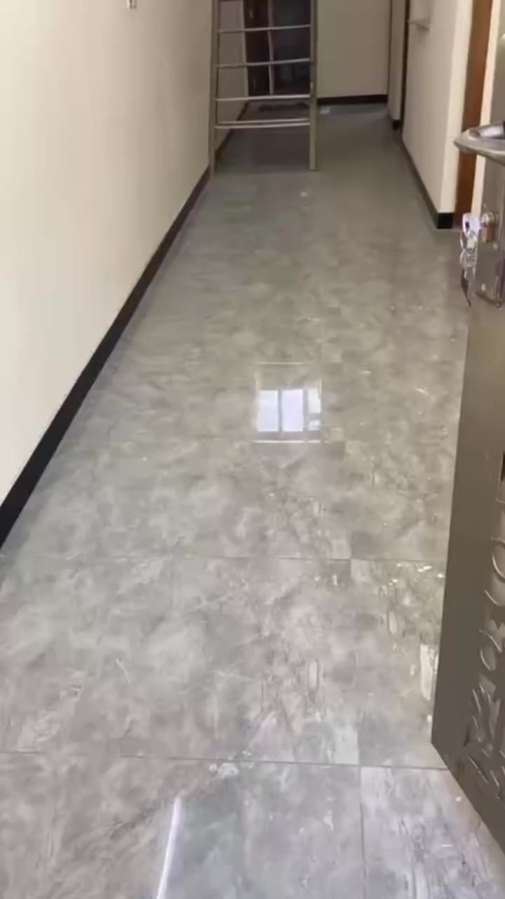 السلام عليكم بيت الايجار طابق ثاني معزول الايجار المنصور قرب مطعم كباب حجي حسين 
*********** مصطفى الحمداني نستقبل جميع العروض
