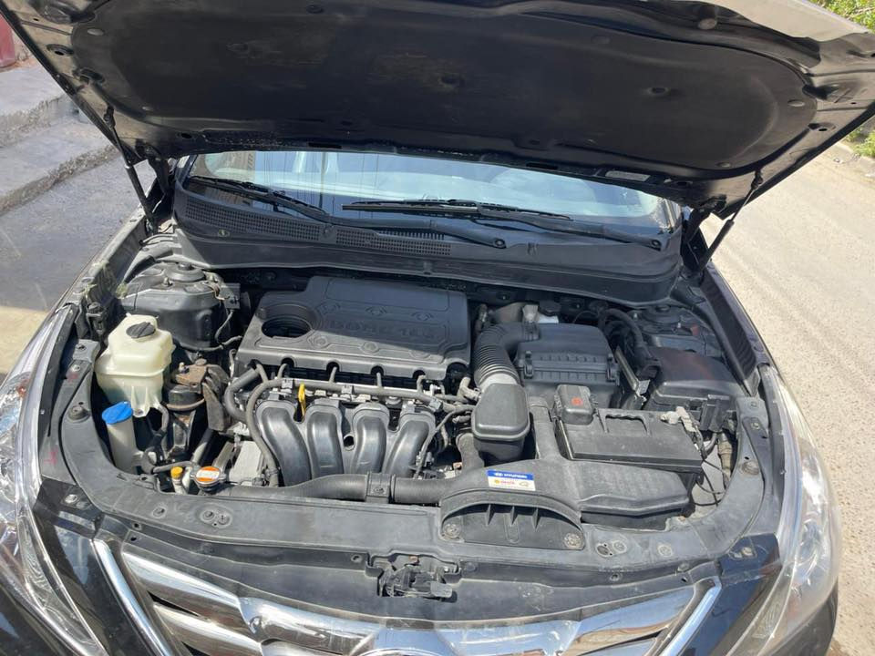 السلام عليكم 

سوناتا 2014 بانزين فول فول عدا الفتحه
محرك دوش بانزين اصل

جاهزه من كل شي

ادوات ادوات دخول جديد

كصه جنطه شغل مضبوط  

بصمه
 
كشنات جلد كهرباء

حساس خلفي 

تحكم ستيرن

اشاري بل مري 

مري شفط

حداديه جديده بلاد 

السعر 50 بيه مجال
 
متواجد 
 واتس اب ***********

مكان السياره بغداد
