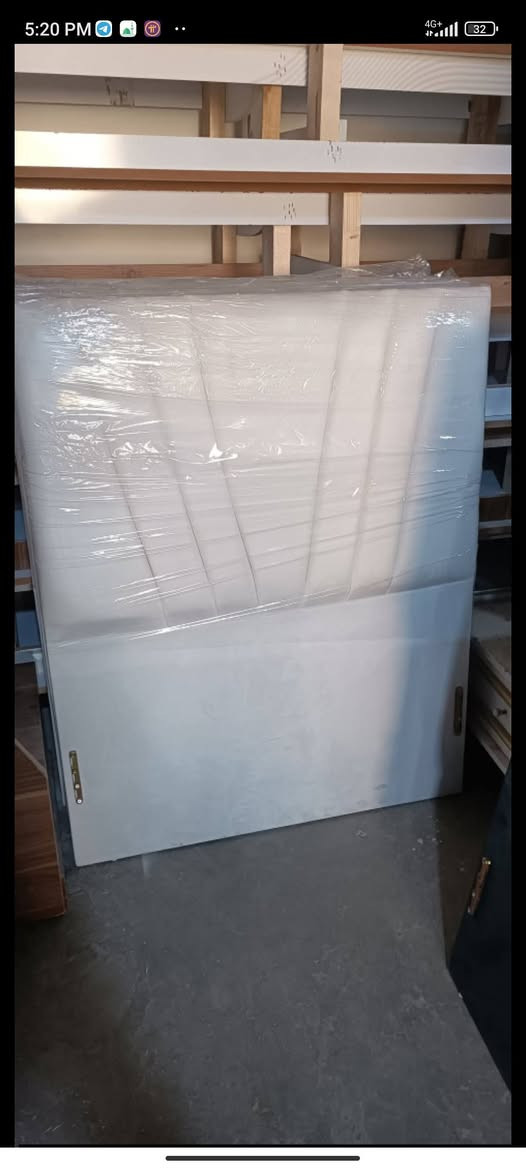 دەستی دووی چوارقورنە   سیسەمی یەک نەفەری نوێ بەزەمانی پێنج ساڵ ئەی فرۆشم بەدۆشەکەوە نرخی 120هەزارە داشکانم بۆ کردوە تەلەفۆن 
0751 855 85 83
